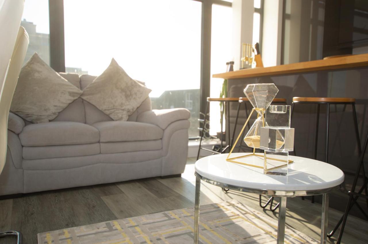 * Panoramic Penthouse With Sea & City Views Борнмут Экстерьер фото
